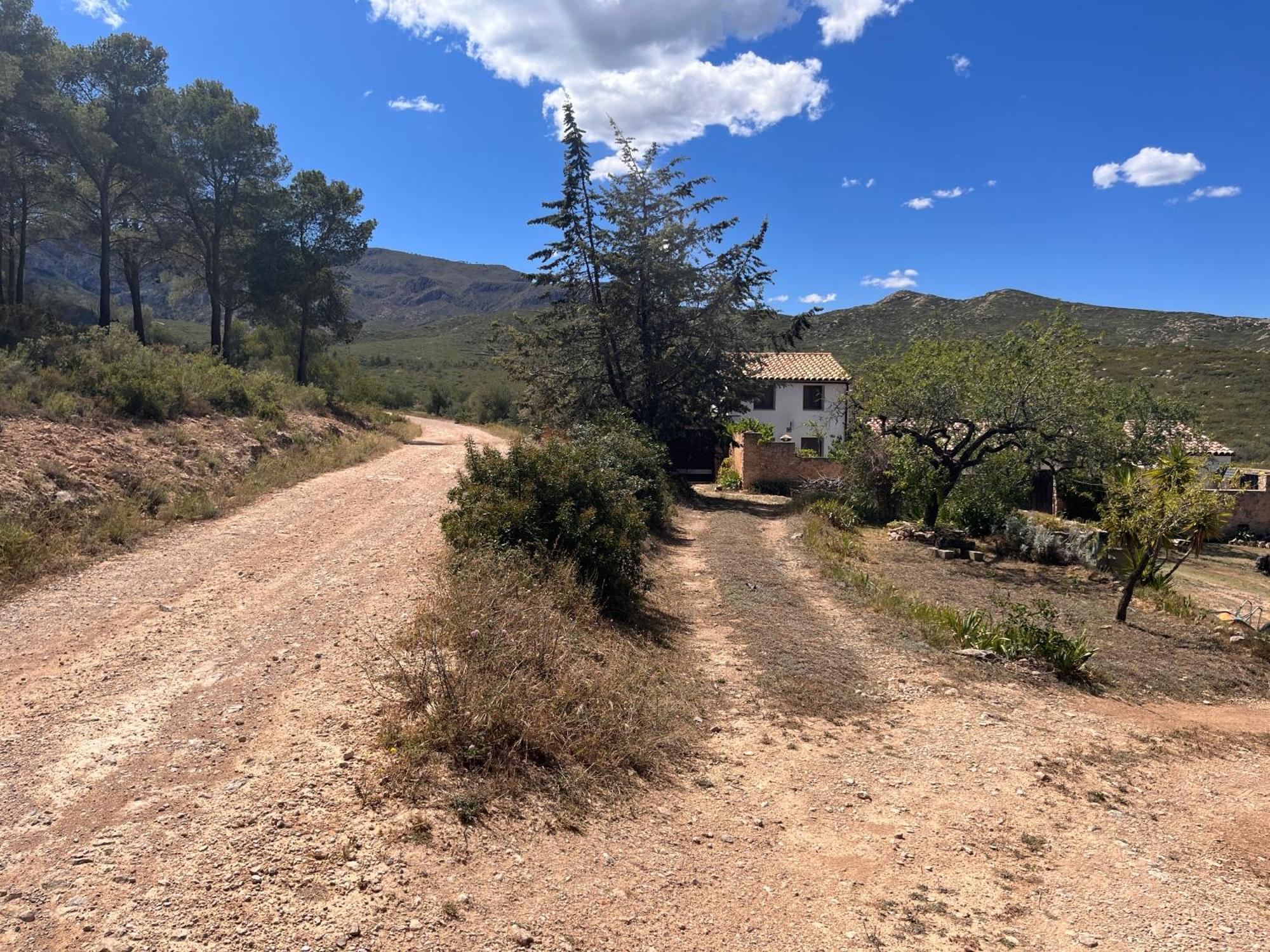 Casa Solans - Casa Rural Rasquera エクステリア 写真